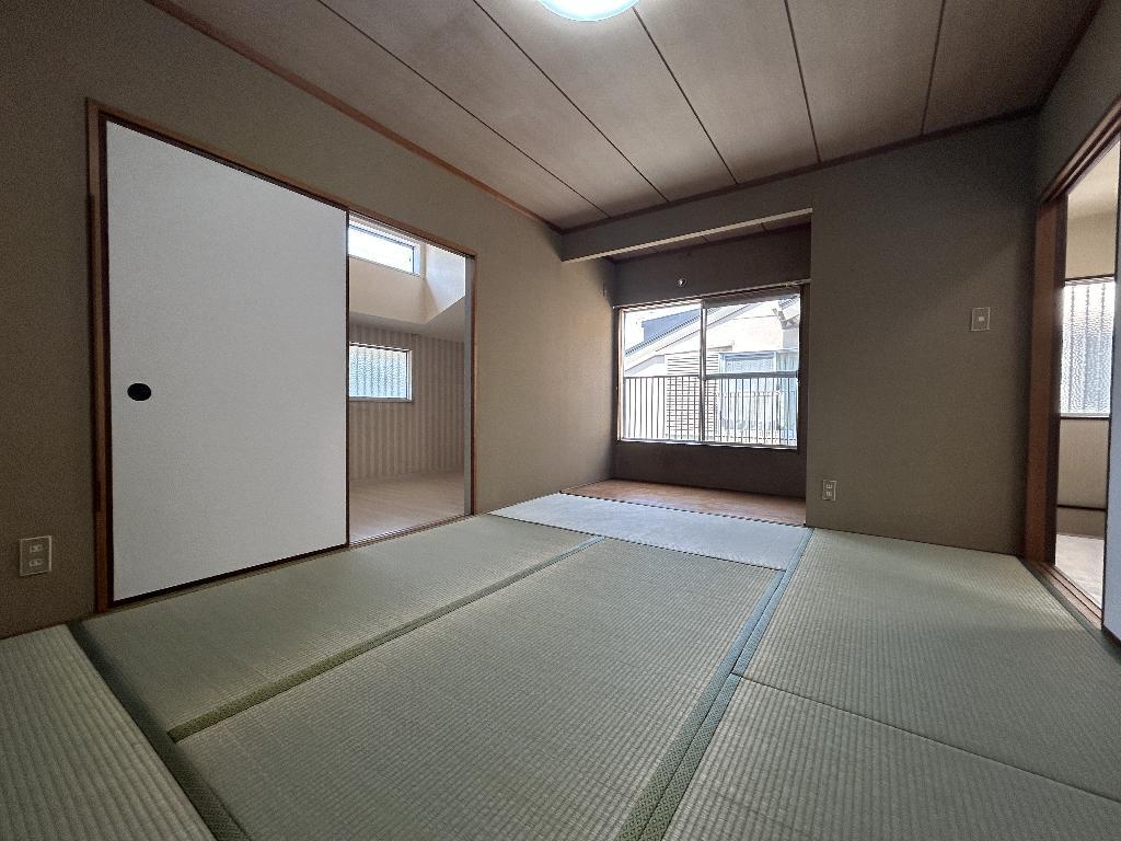 拡大写真：彦根市安清町Y邸 1の室内