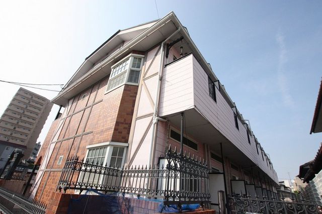 写真：福山市沖野上町４丁目の外観