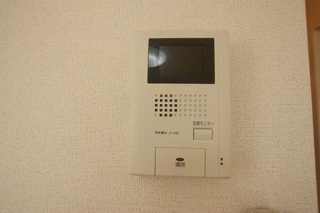 拡大写真：福山市新浜町１丁目 2階201のカメラ付インターホン