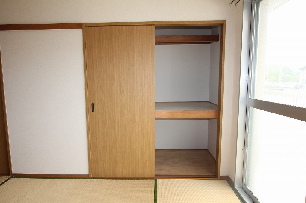 拡大写真:府中市中須町 1階101の収納
