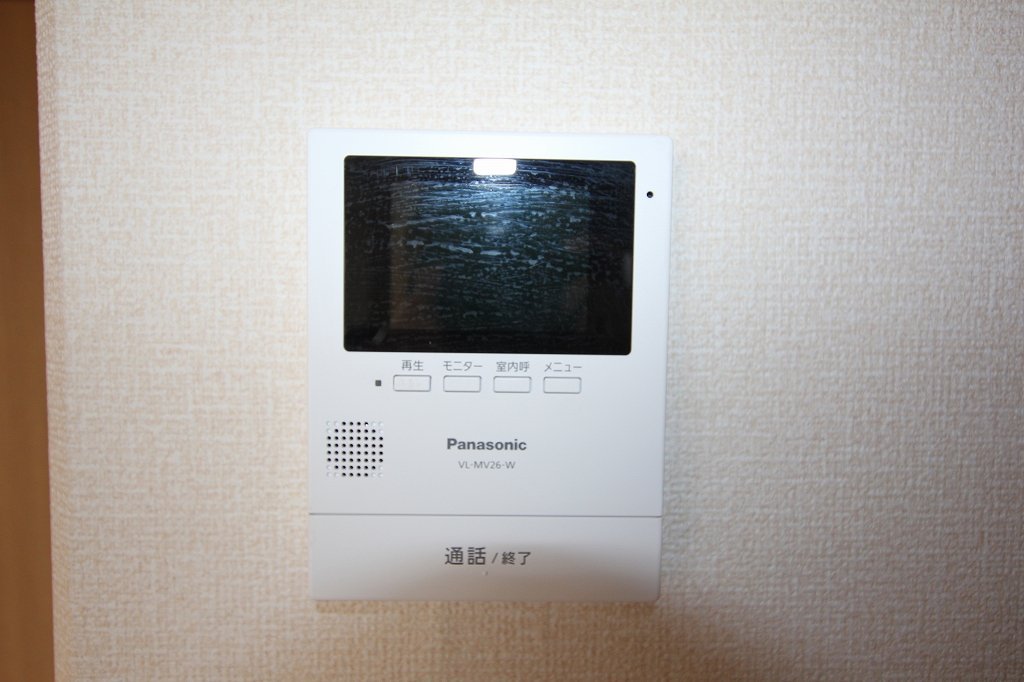 拡大写真:府中市中須町 1階102のカメラ付インターホン