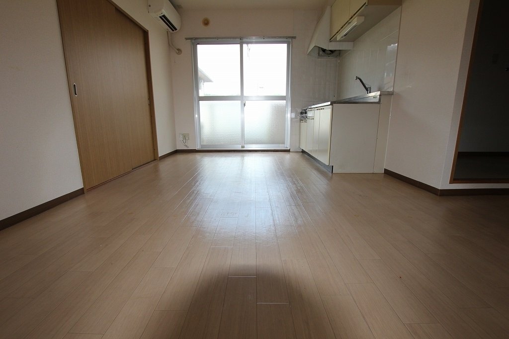 拡大写真:府中市中須町 3階301のリビング