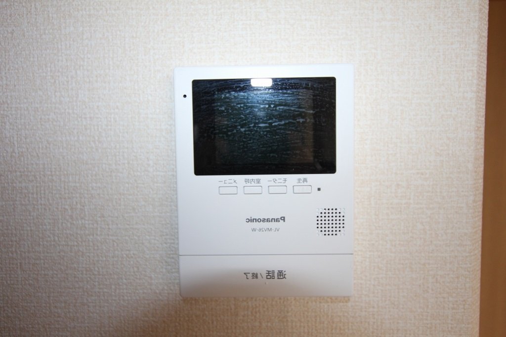 拡大写真:府中市中須町 3階301のカメラ付インターホン
