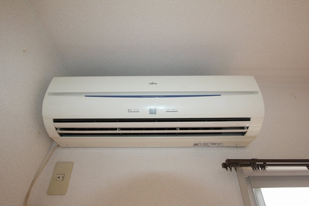 拡大写真:福山市新涯町3丁目 2階203のエアコン