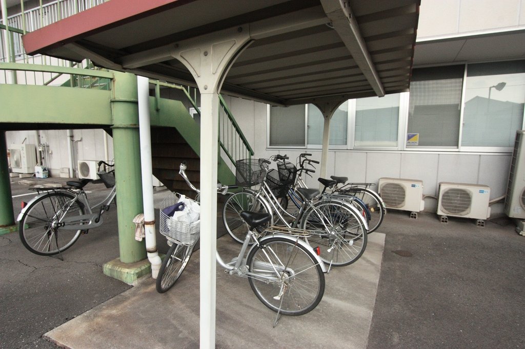 拡大写真:福山市新涯町3丁目 2階203の共有部分