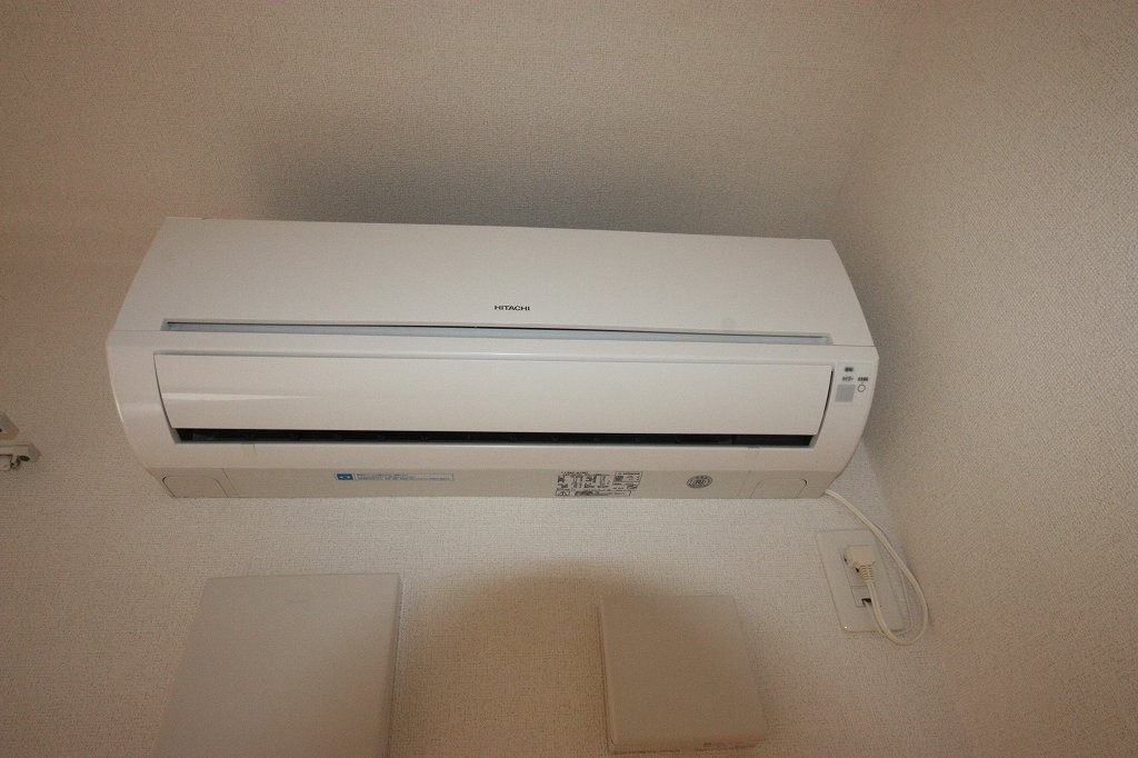 拡大写真:福山市引野町 1階102のエアコン