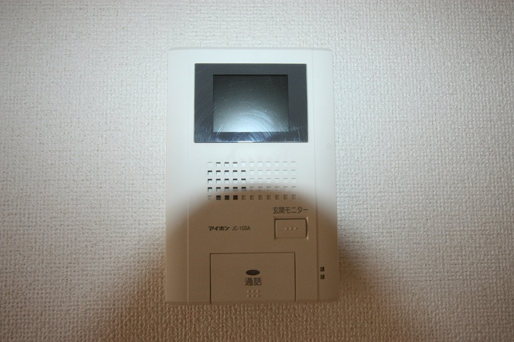 拡大写真:福山市引野町 1階102のカメラ付インターホン