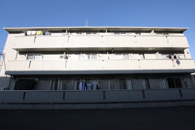 拡大写真:福山市港町2丁目 1階201の外観写真(昼)