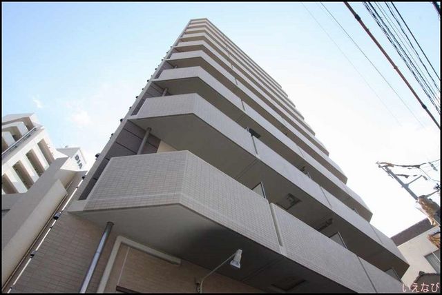拡大写真:福山市宝町 2階202の外観写真(昼)