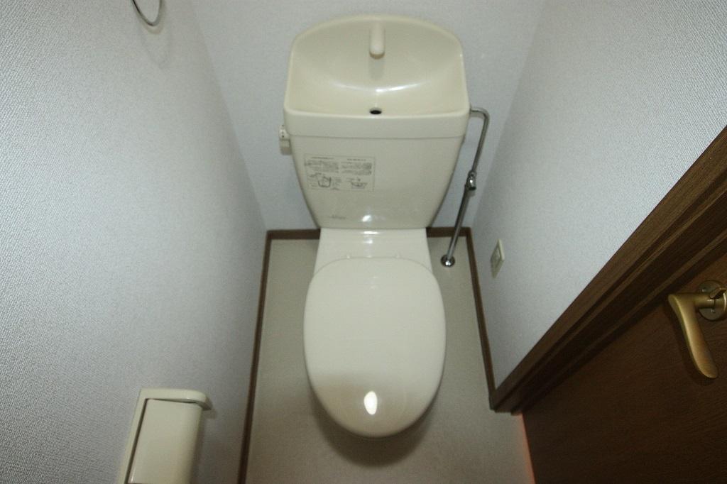 拡大写真:福山市箕島町 2階202のトイレ