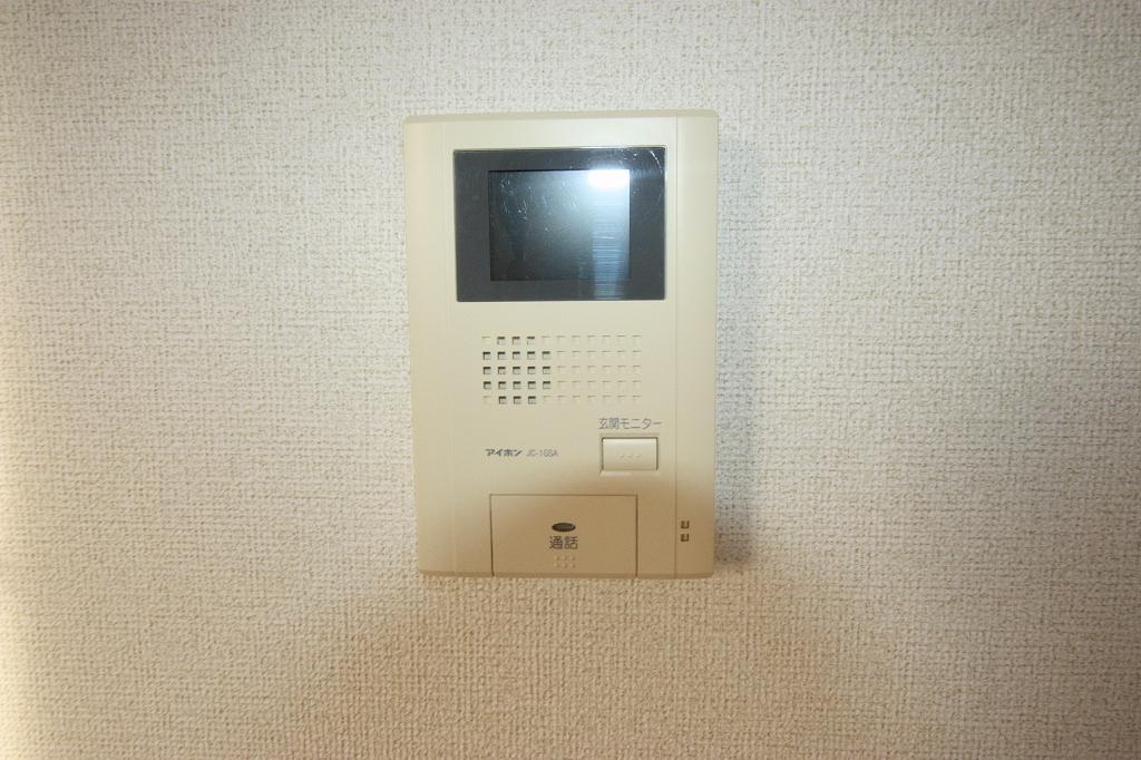 拡大写真:福山市箕島町 2階202のカメラ付インターホン