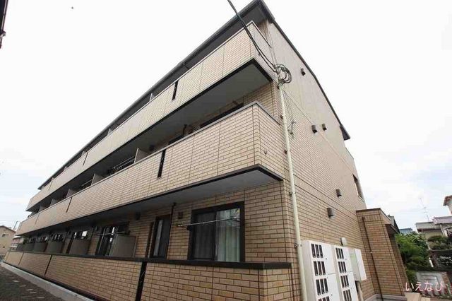 拡大写真:福山市西新涯町1丁目 1階101の外観写真(昼)