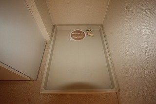 拡大写真:福山市曙町6丁目 1階102の洗濯機置場