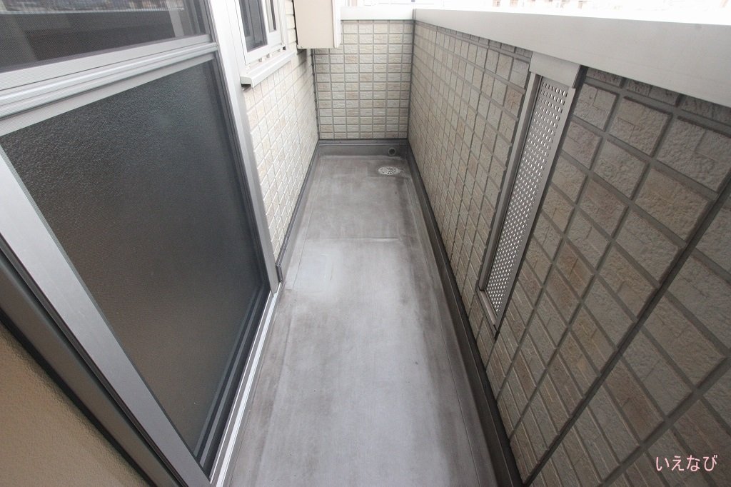 拡大写真:福山市曙町6丁目 3階303のベランダ