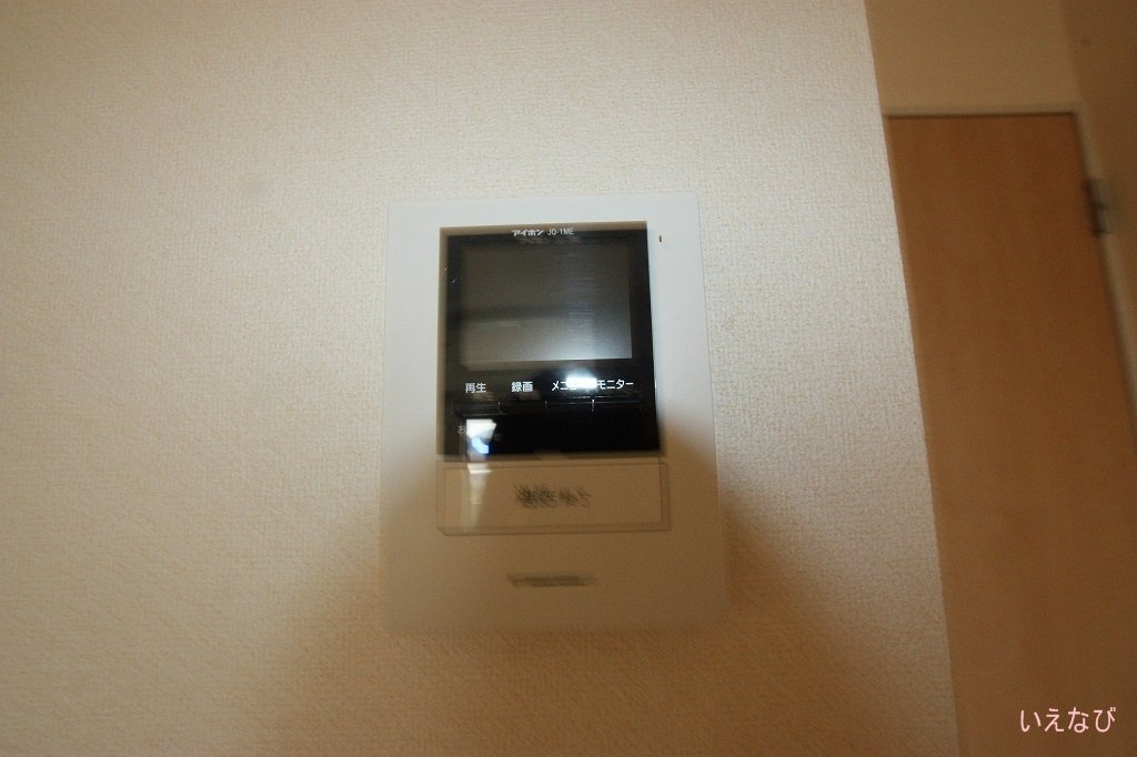 拡大写真:福山市津之郷町大字加屋 1階102のカメラ付インターホン