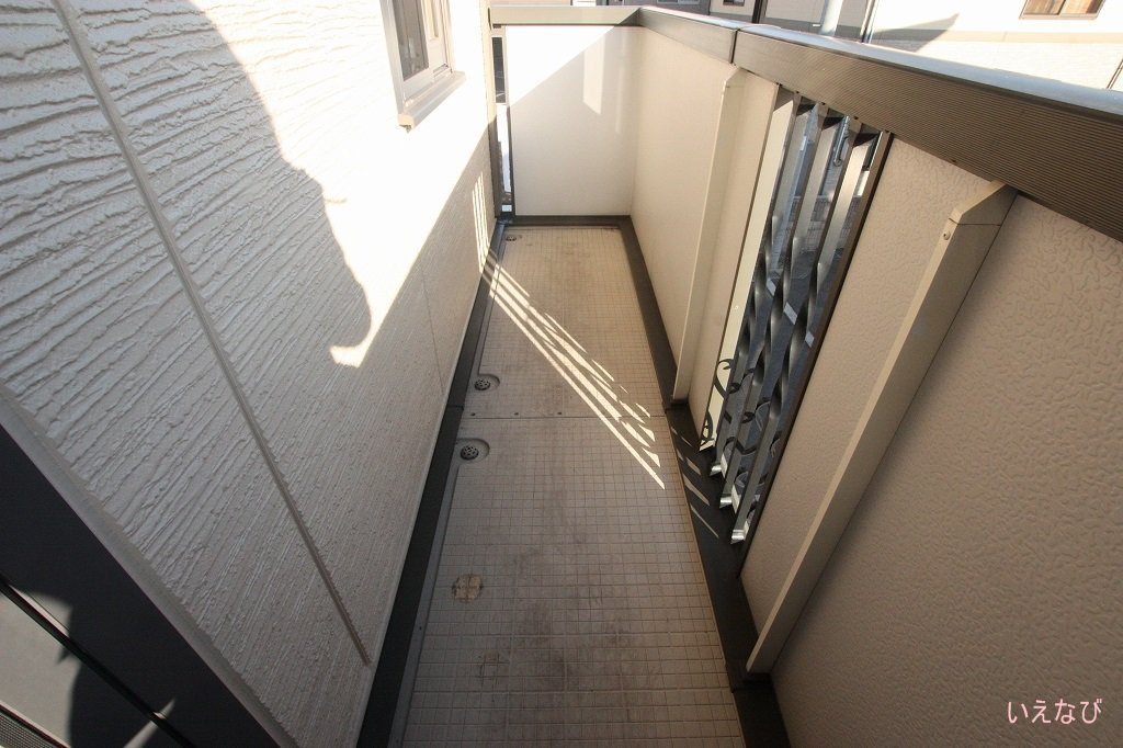 拡大写真:福山市駅家町大字万能倉 2階201のベランダ