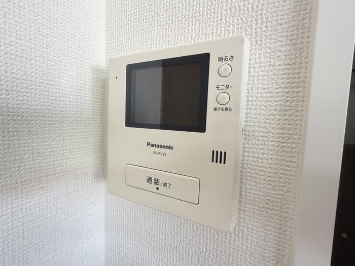 拡大写真:福山市東川口町3丁目 2階202のカメラ付インターホン