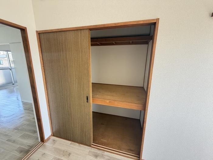 拡大写真:福山市東川口町3丁目 2階202の収納