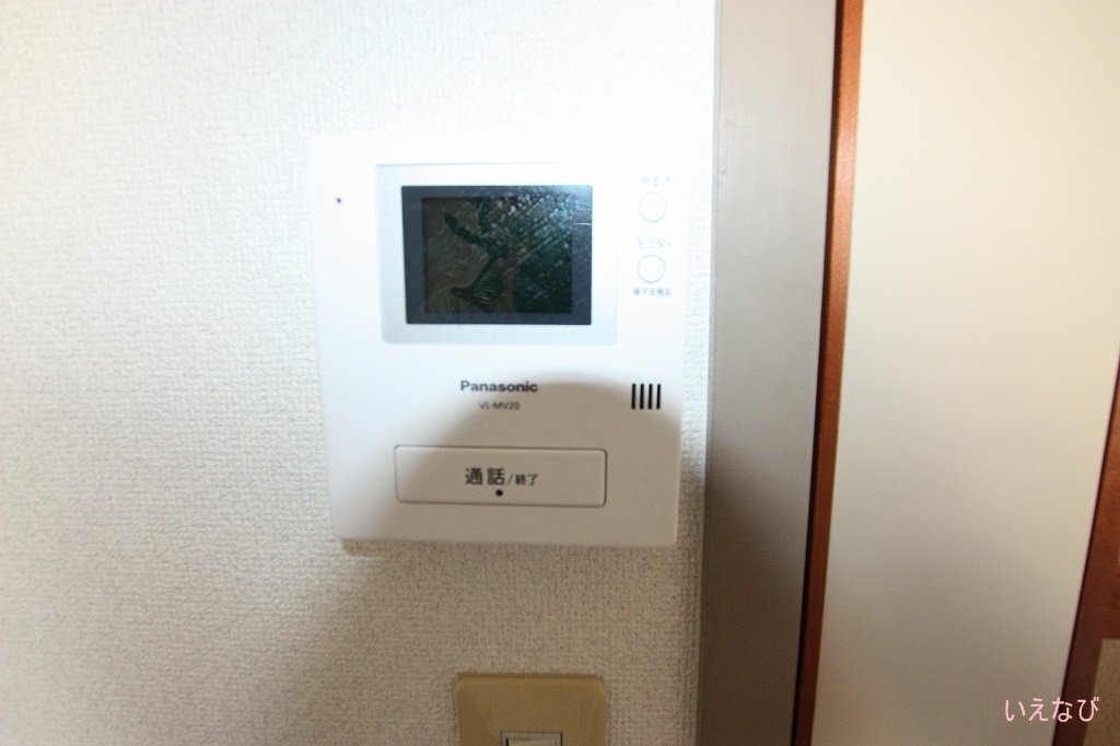 拡大写真:福山市寺町 3階306のカメラ付インターホン