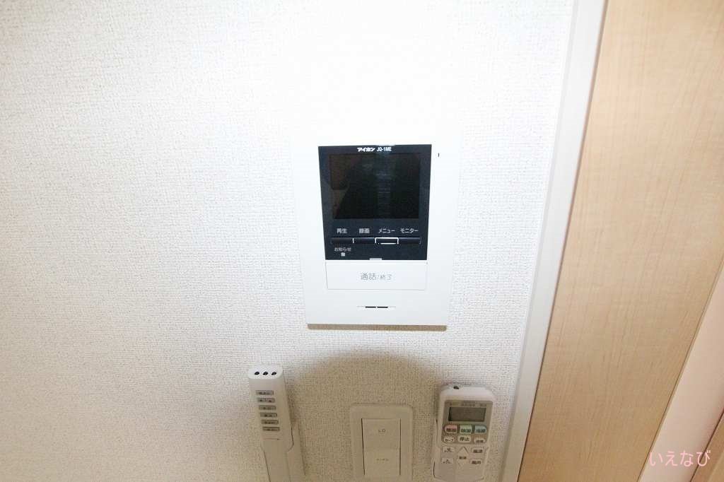 拡大写真:福山市春日町6丁目 1階106のカメラ付インターホン