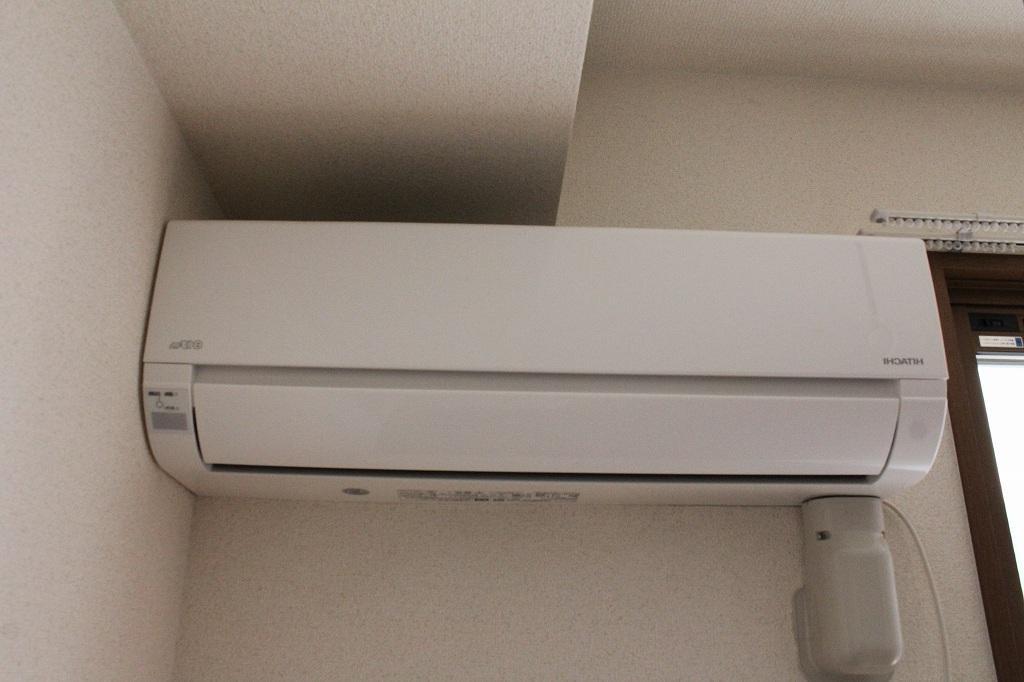 拡大写真:尾道市高須町 1階105のエアコン
