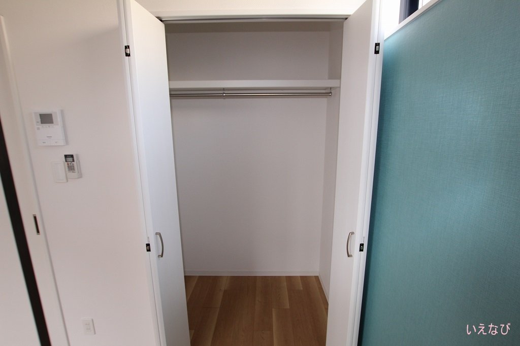 拡大写真:福山市明神町2丁目 2階201のクローゼット
