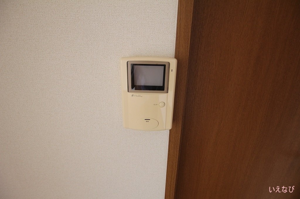 拡大写真:府中市高木町 1階102のカメラ付インターホン