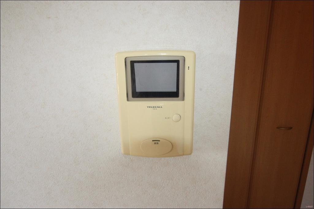 拡大写真：府中市中須町 2階202のカメラ付インターホン