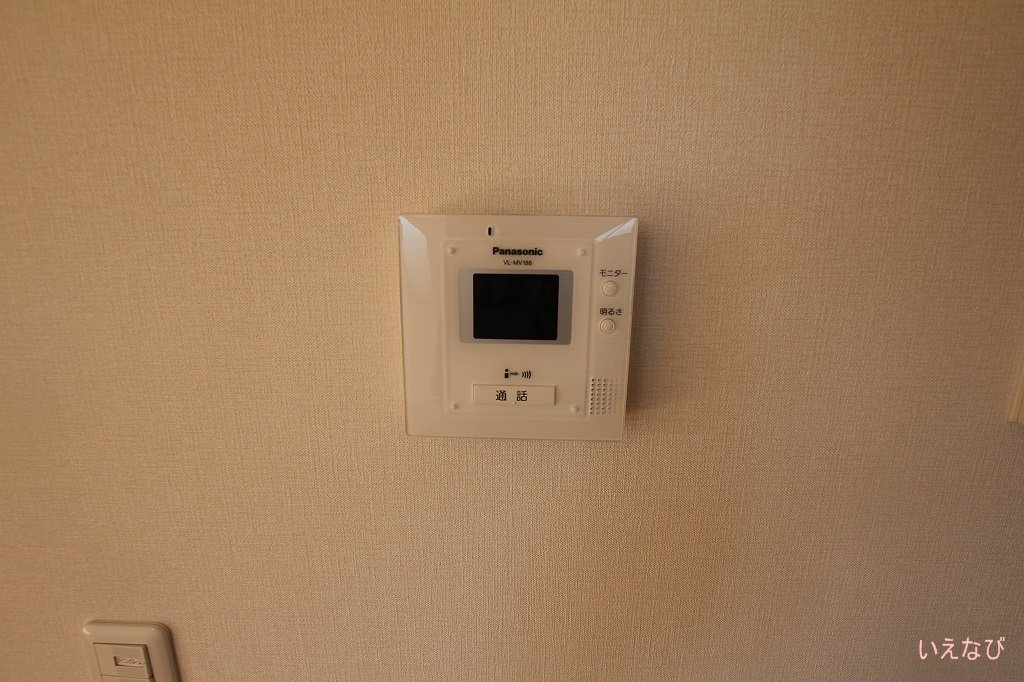拡大写真:福山市蔵王町1丁目 1階103のカメラ付インターホン
