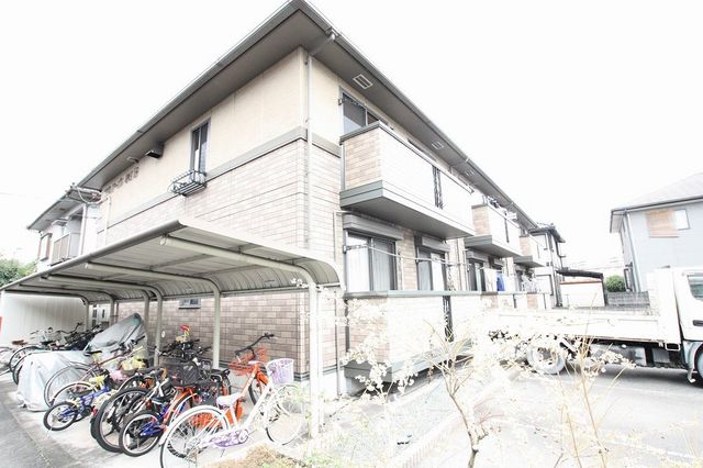 拡大写真:福山市春日町6丁目 2階201の外観写真(昼)