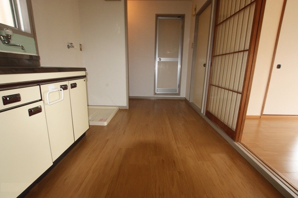 拡大写真:福山市新涯町3丁目 2階203のリビング