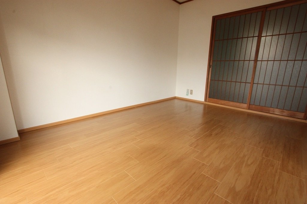 拡大写真:福山市新涯町3丁目 2階203の寝室