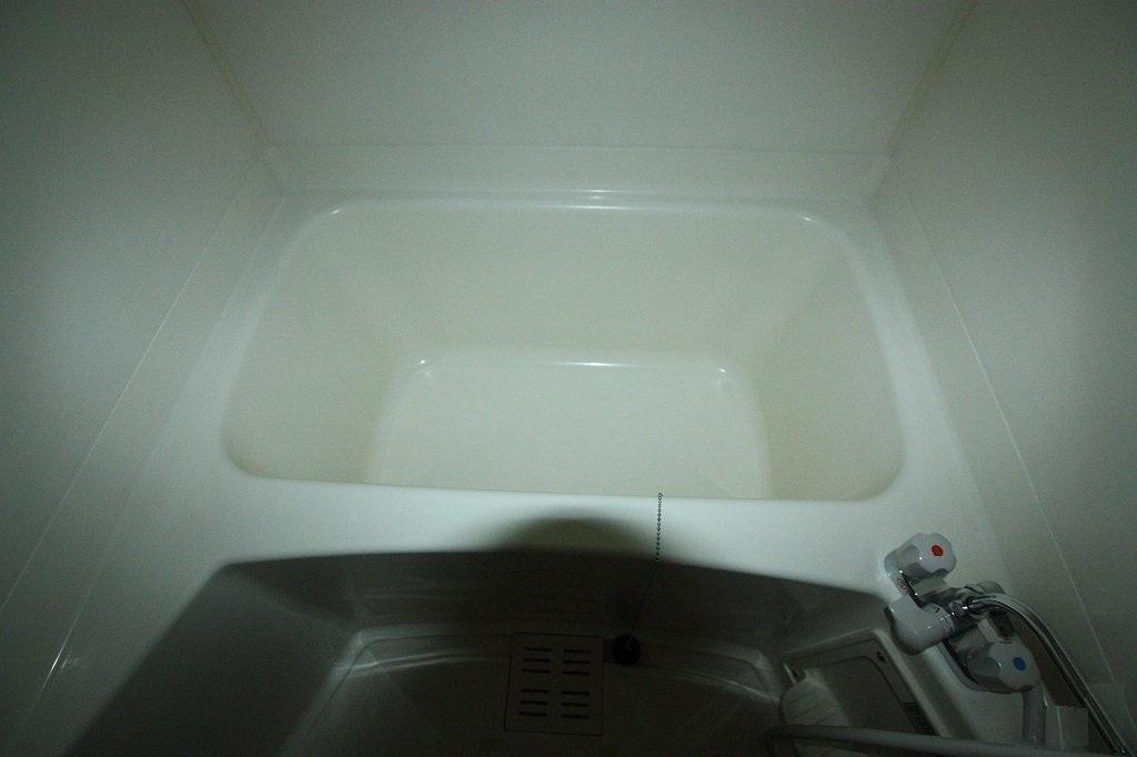 拡大写真:井原市上出部町 2階203のバス