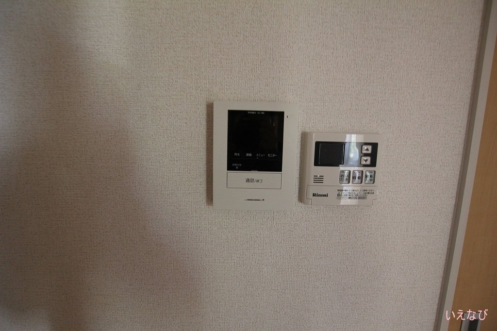 拡大写真:福山市山手町1丁目 1階103のカメラ付インターホン