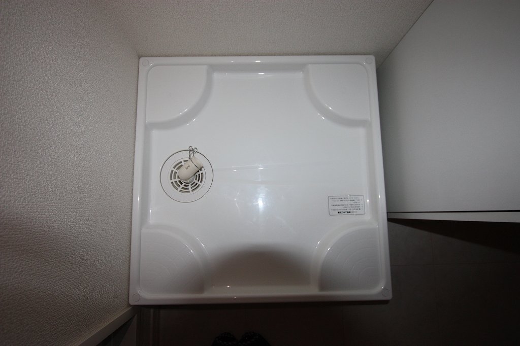 拡大写真:福山市幕山台1丁目 2階201の洗濯機置場