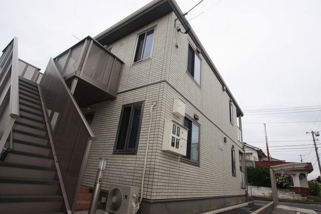 拡大写真:福山市幕山台1丁目 2階201の外観写真(昼)