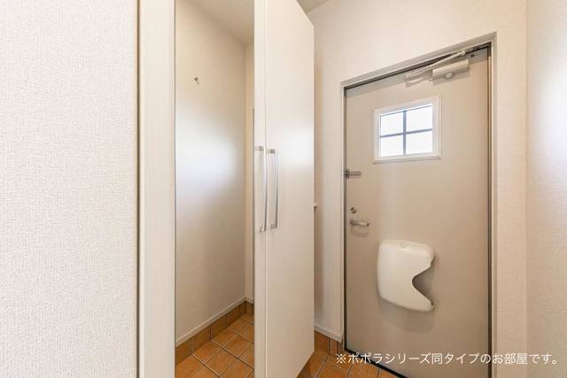 拡大写真:井原市西江原町 1階101の玄関(イメージ)