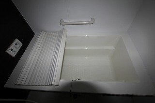 拡大写真:福山市松浜町1丁目 2階201のバス