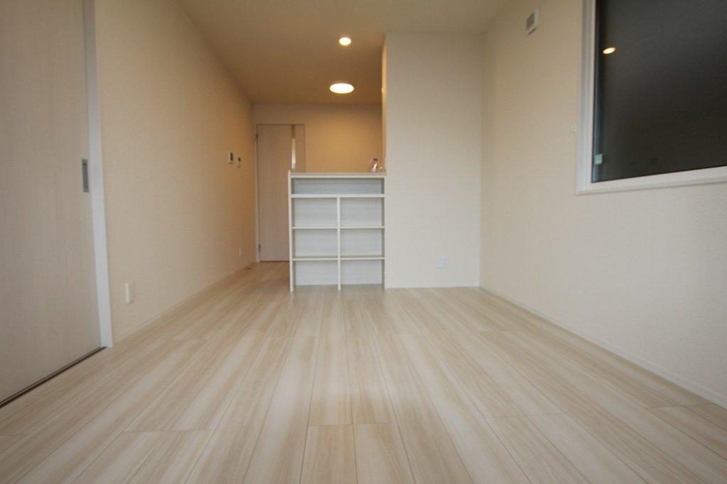 拡大写真:福山市南蔵王町5丁目 1階103のリビング