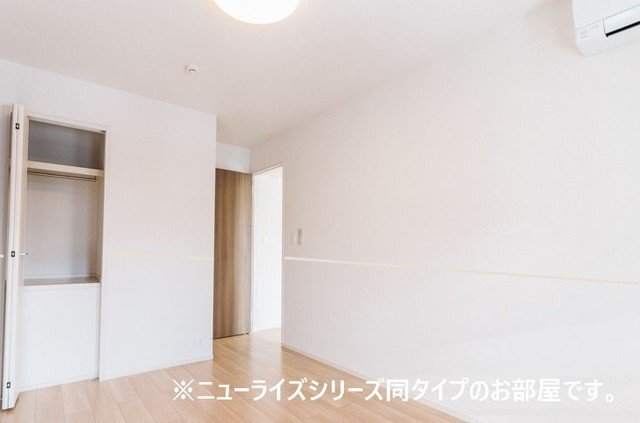 拡大写真:福山市春日町6丁目 2階203のリビング
