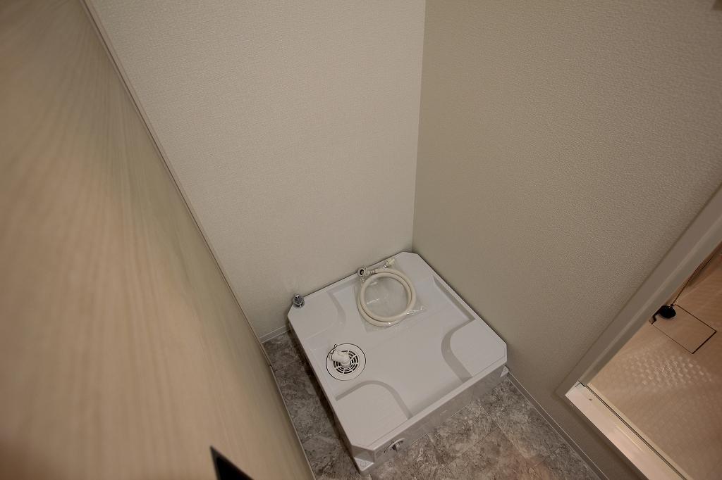拡大写真:福山市東深津町4丁目 3階305の洗濯機置場