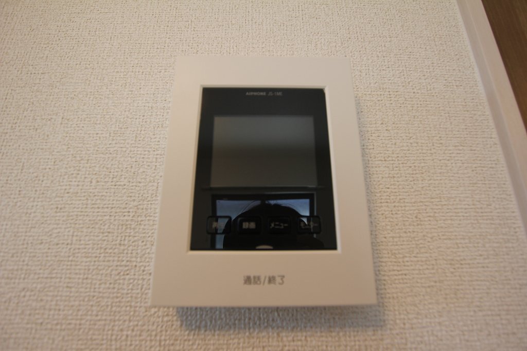 拡大写真:アベリア B 2階201のカメラ付インターホン