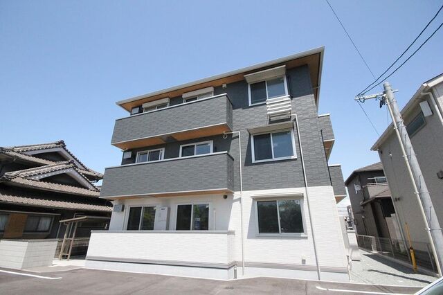 福山市新涯町4丁目の外観
