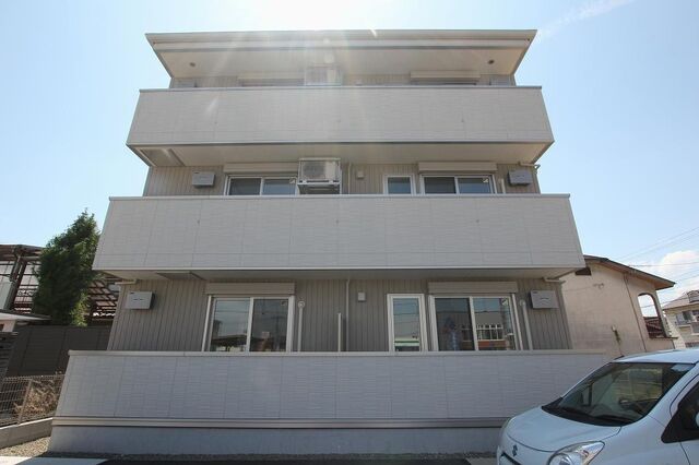 拡大写真:福山市東深津町2丁目 3階301の外観写真(昼)