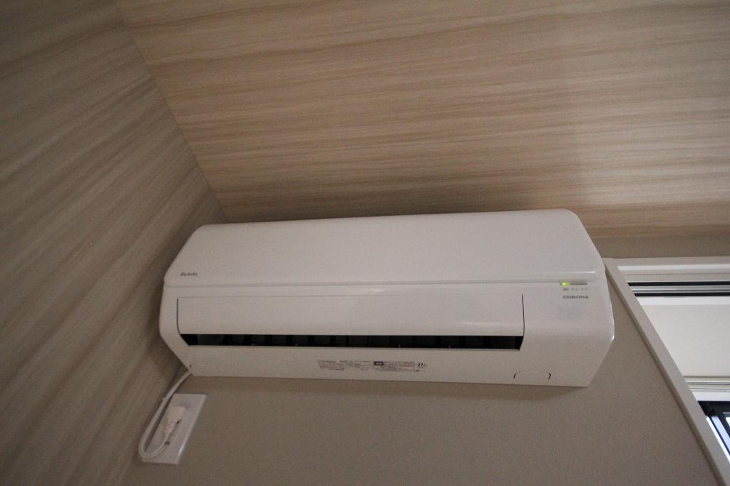 拡大写真:福山市南蔵王町6丁目 2階201のエアコン