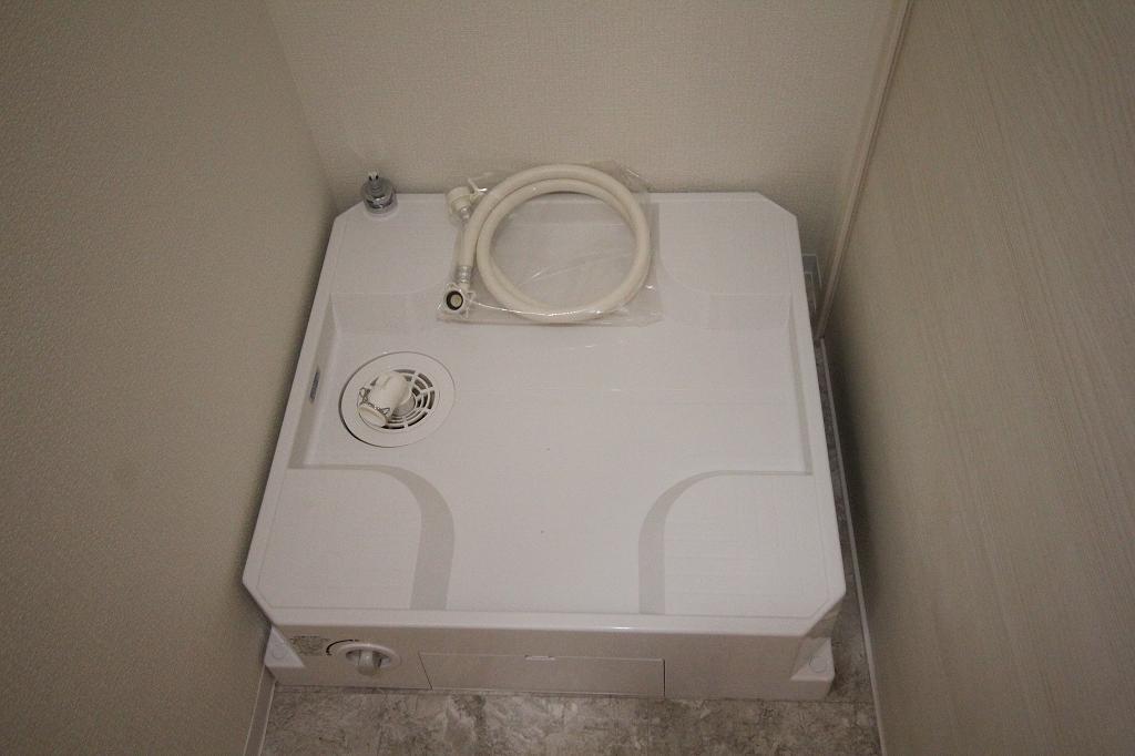 拡大写真：福山市南蔵王町１丁目 2階201の洗濯機置場