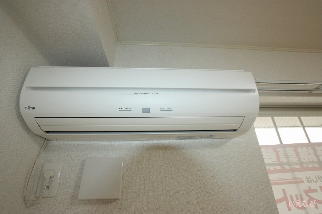 拡大写真:アーバンコートM 1階101のエアコン