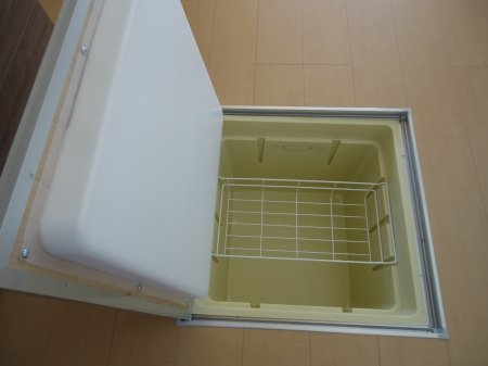 拡大写真:ウィット室積Ⅳ 1階103の床下収納