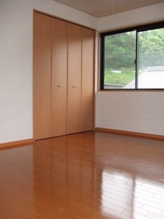 拡大写真:セジュール誉 B棟 2階205の室内