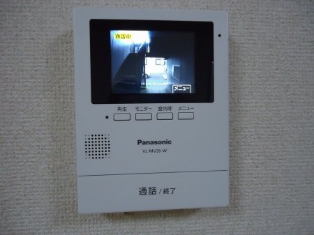 拡大写真：ハウジング島田　B棟 1階101のカメラ付インターホン